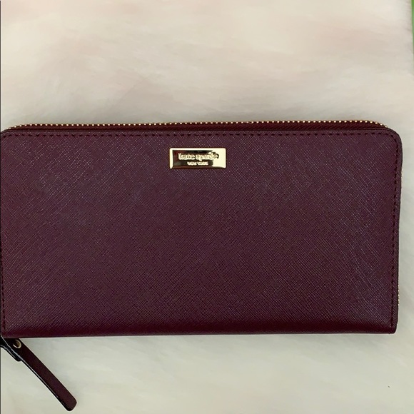 Nwt kate spade wallet ONLY ONE LEFT - Picture 7 of 7